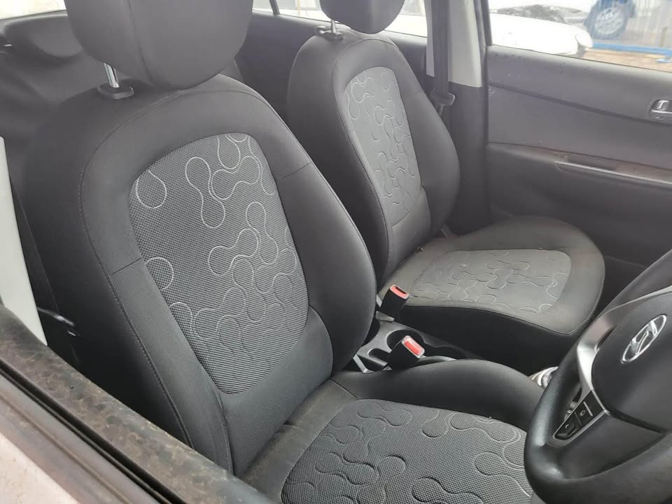 2012 HYUNDAI i20 1.6 STRIPPING FOR SPARES call or whatsapp - Private Seller