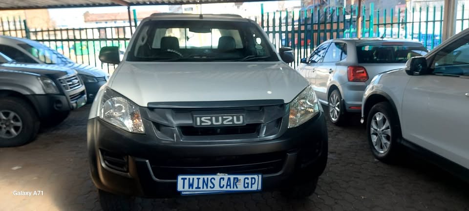 Isuzu Kb Series KB250 Single Cab with Canopy Manual Diesel