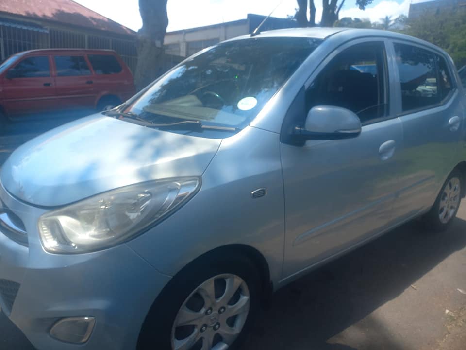 2011 HYUNDAI i10 1.2 PETROL, MANUAL, BLUE COLOR, MILEAGE 107000KMS
