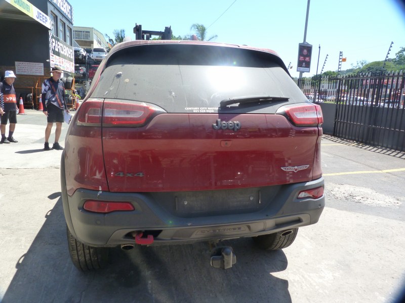 Jeep Cherokee 3.2 Trailhawk AT Red - 2018 STRIPPING FOR SPARES - Private Seller Jeep Cherokee 3.2 Trailhawk AT Red - 2018 STRIPPING FOR SPARES - Private Seller