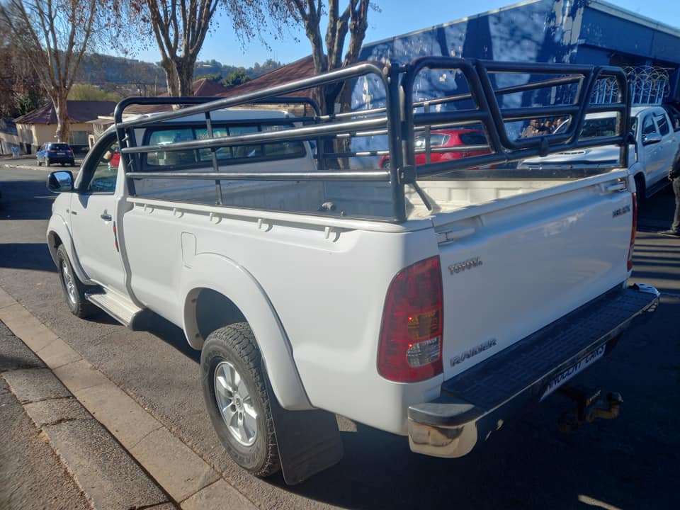 2012 TOYOTA HILUX 2.7VVT.I PETROL, MANUAL, SINGLE CAB, WHITE COLOR, MILEAGE 112000KMS