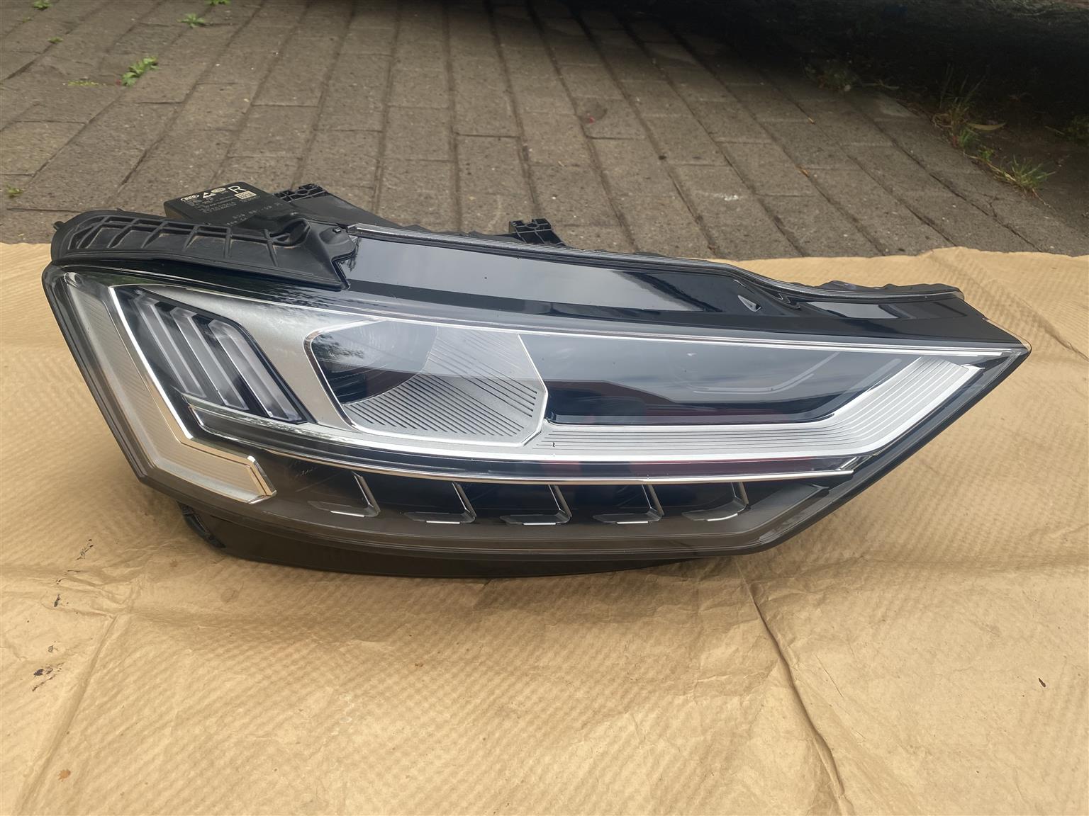 2022 AUDI S8 MATRIX BEAM FULL LED HEADLIGHT RIGHT SIDE FOR SALE. IN PRISTINE - Private Seller 2022 AUDI S8 MATRIX BEAM FULL LED HEADLIGHT RIGHT SIDE FOR SALE. IN PRISTINE - Private Seller
