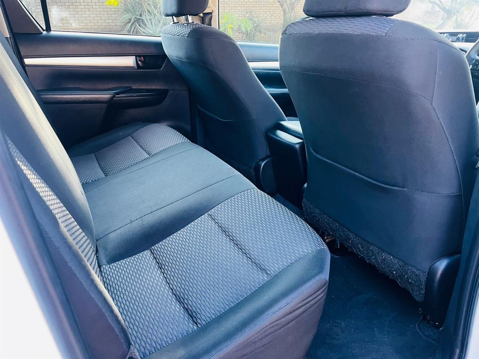 Used 2021 Toyota Hilux 2.4GD-6 double cab 4x4 Raider auto - Private Seller Used 2021 Toyota Hilux 2.4GD-6 double cab 4x4 Raider auto - Private Seller