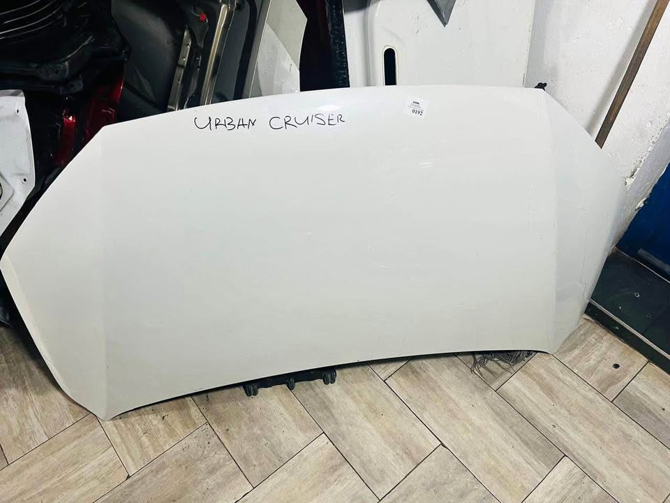 Toyota Urban Cruiser bonnet - Private Seller Toyota Urban Cruiser bonnet - Private Seller