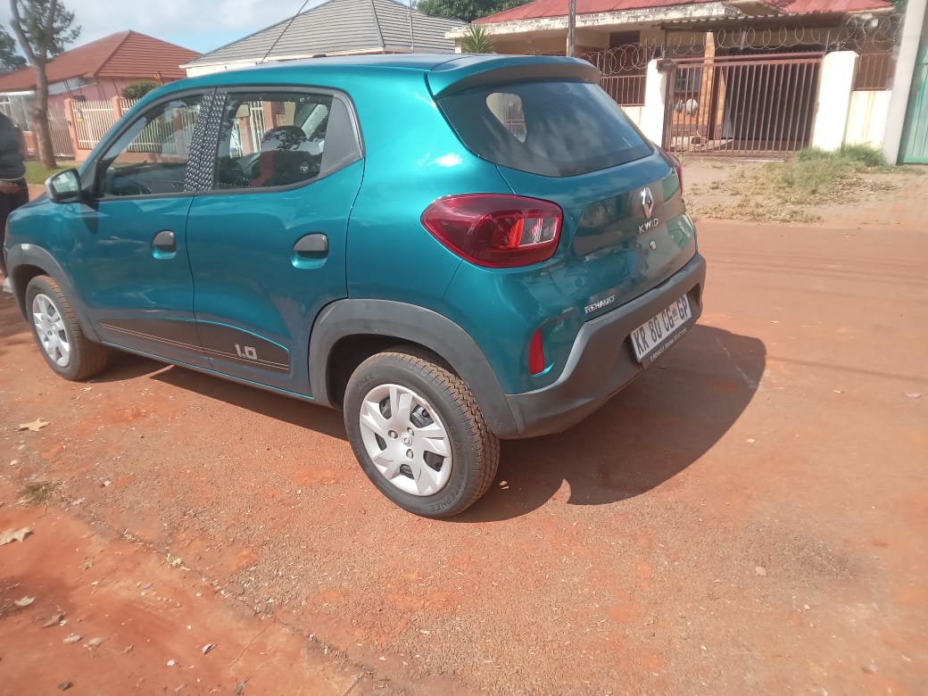 Used 2022 Renault Kwid 1.0 Expression - Private Seller Used 2022 Renault Kwid 1.0 Expression - Private Seller