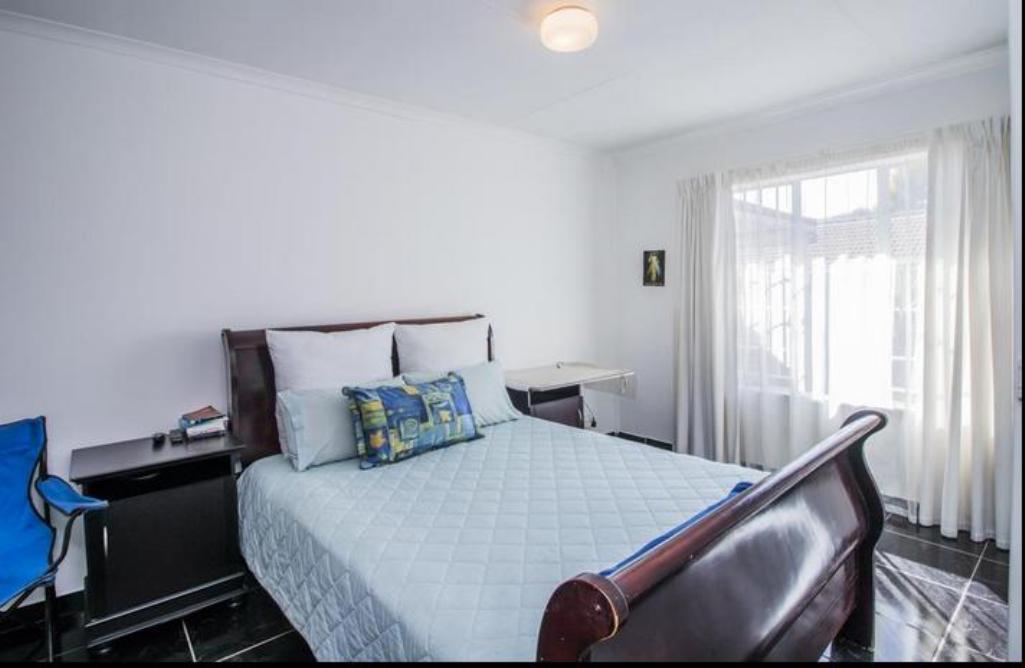 Townhouse for Sale in Annlin Pretoria Junk Mail