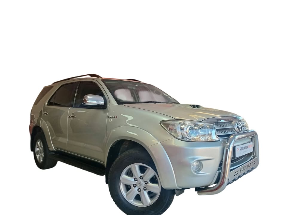 2010 TOYOTA  FORTUNER 30 D4D RAISED BODY 2010 TOYOTA  FORTUNER 30 D4D RAISED BODY