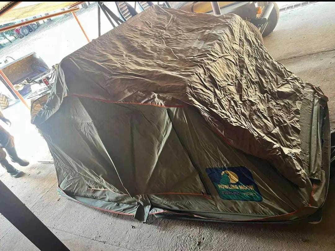 Howling Moon roof top tent Junk Mail