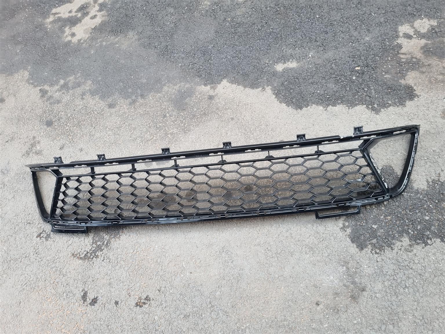 vw golf 7.5 grille - Private Seller vw golf 7.5 grille - Private Seller