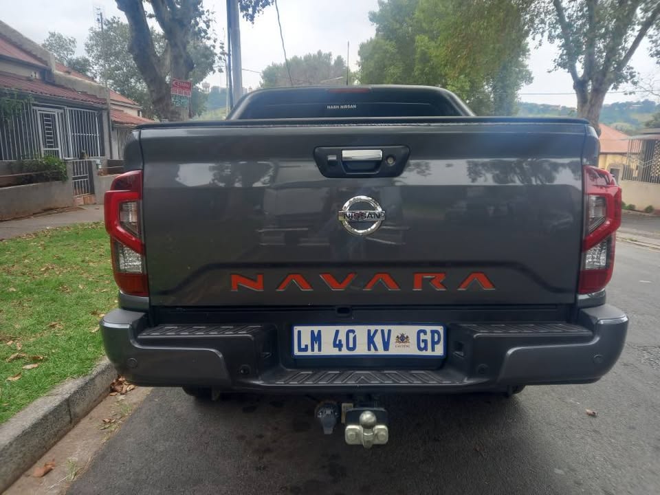 2023 NISSAN NAVARA 2.3 Turbo Double Cab, Automatic, Grey, 87000kms Call
