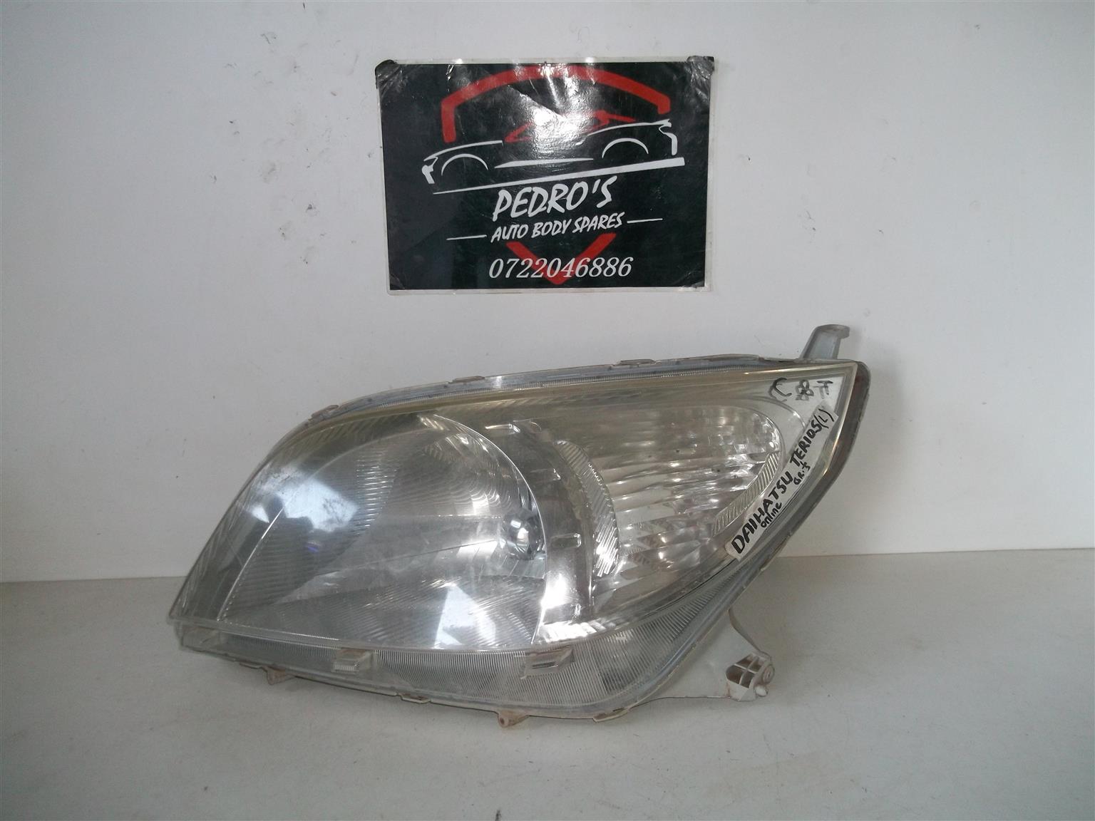 Daihatsu Terios '06-'17 left headlights - Private Seller Daihatsu Terios '06-'17 left headlights - Private Seller