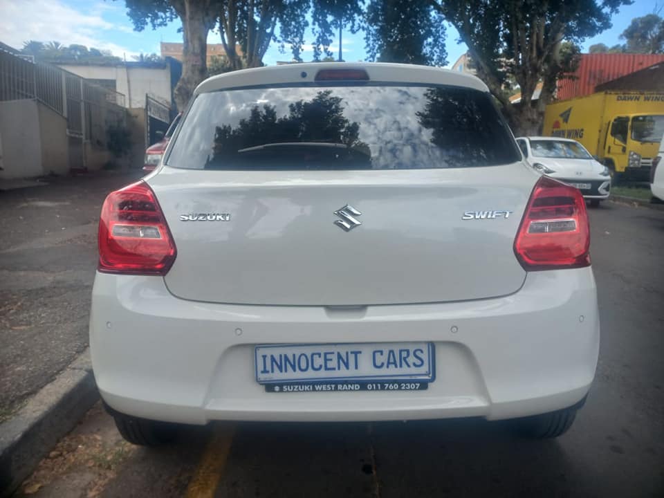 2024 SUZUKI SWIFT 1.2 GL PETROL, MANUAL, WHITE COLOR, MILEAGE 40000KMS