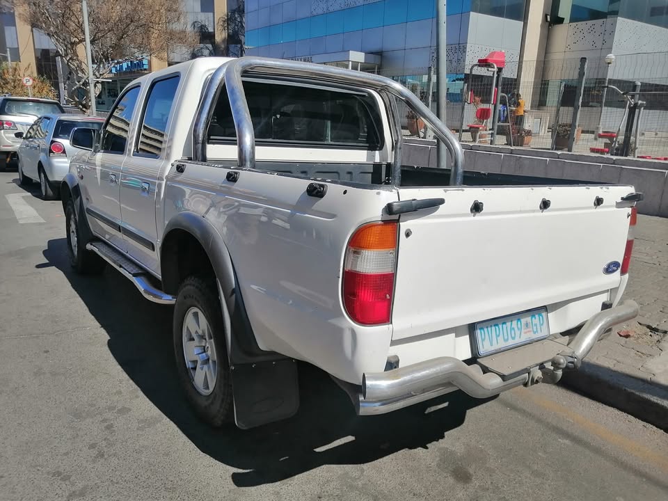 2004 Ford Ranger XLE 4-4 171.000km Automatic