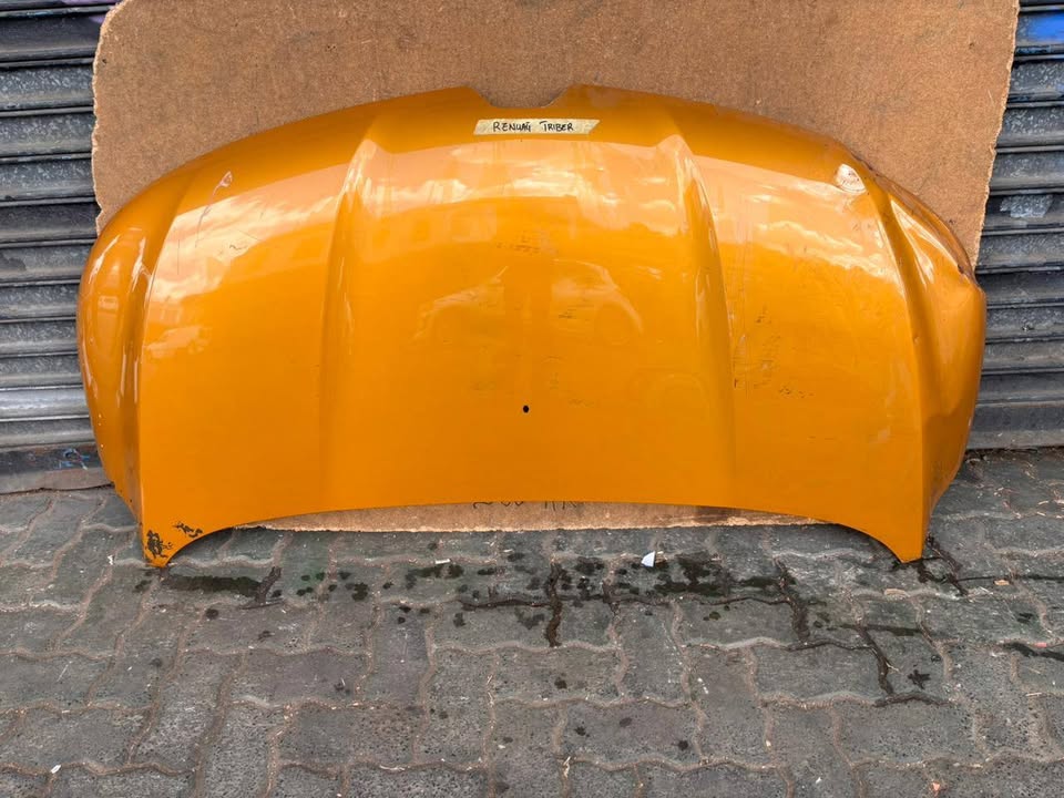 Renault Triber Bonnet - Private Seller Renault Triber Bonnet - Private Seller