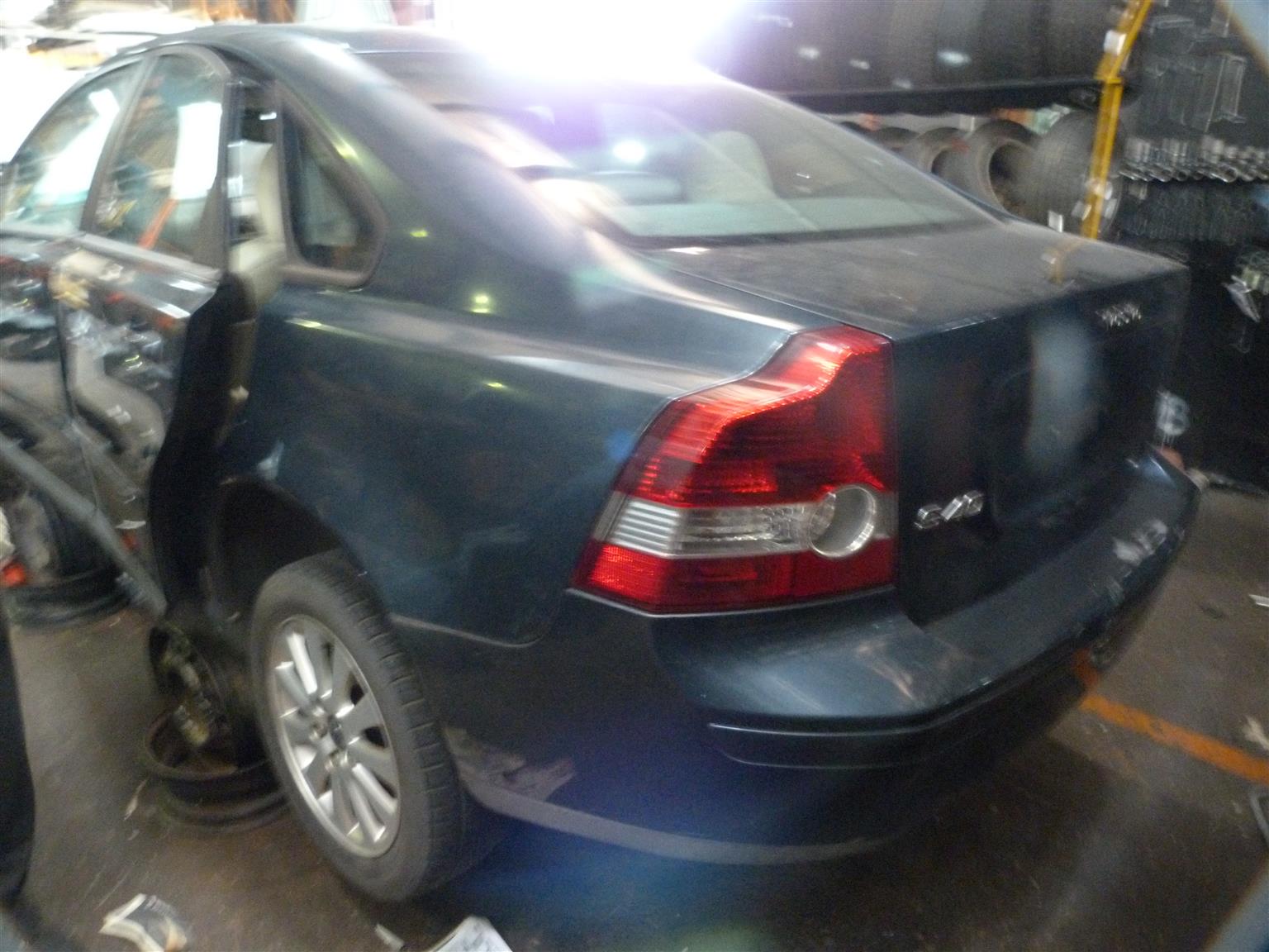 Volvo S40 2.4 AT - 2004 - Private Seller Volvo S40 2.4 AT - 2004 - Private Seller
