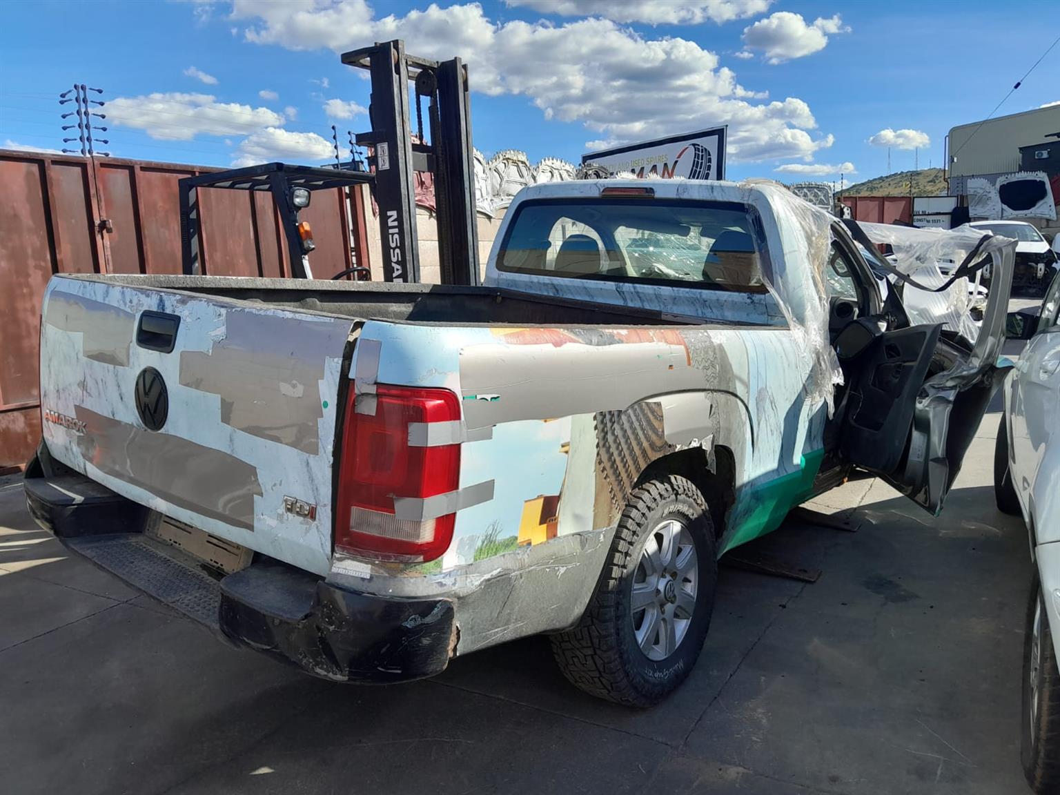 VW Amarok 2.0 TDI 2012 – Stripping for Spares - Private Seller VW Amarok 2.0 TDI 2012 – Stripping for Spares - Private Seller
