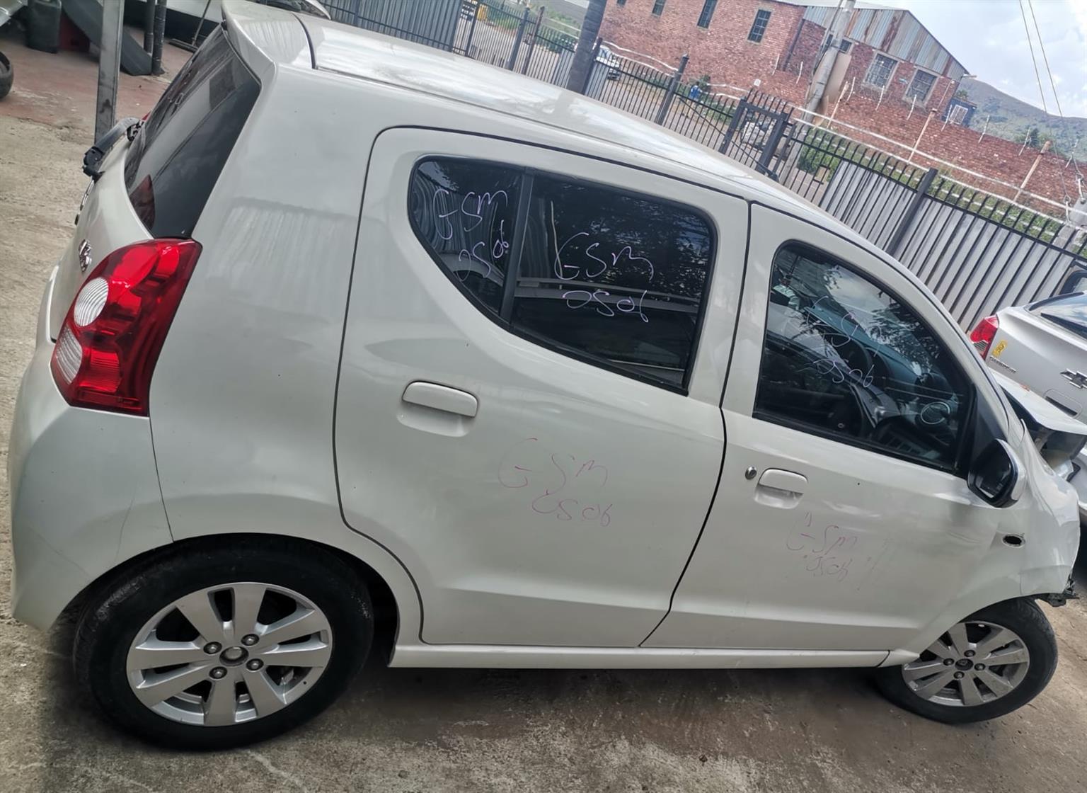 Suzuki Alto 2010-2017 Stripping