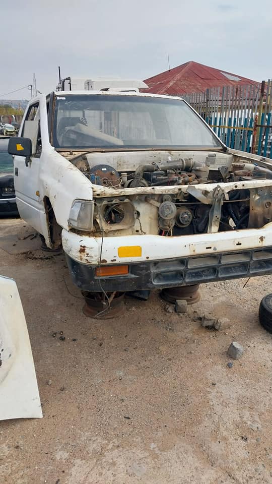 Isuzu kb280 Stripping for spares - Private Seller Isuzu kb280 Stripping for spares - Private Seller