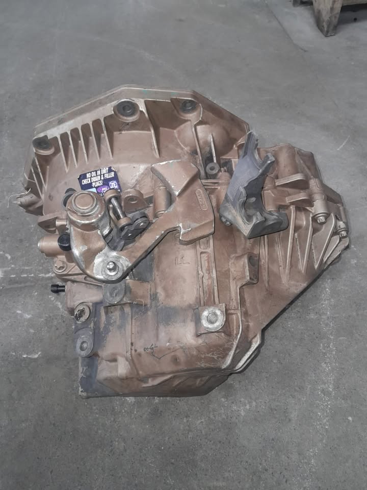CHEVROLET CRUZE 2.2 Z22D MANUAL GEARBOX FOR SALE - Private Seller CHEVROLET CRUZE 2.2 Z22D MANUAL GEARBOX FOR SALE - Private Seller