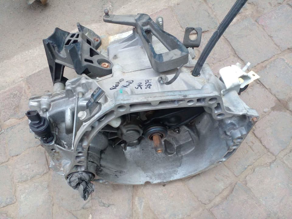 Renault kwid 1.0 gearbox - Private Seller Renault kwid 1.0 gearbox - Private Seller