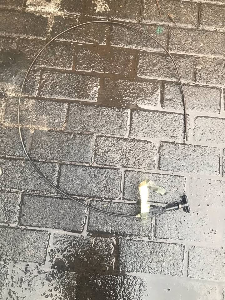 TOYOTA BOOT CABLE FOR SALE - Private Seller TOYOTA BOOT CABLE FOR SALE - Private Seller