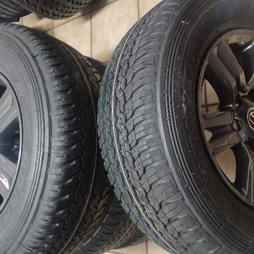 Toyota 17inch rims and tyres