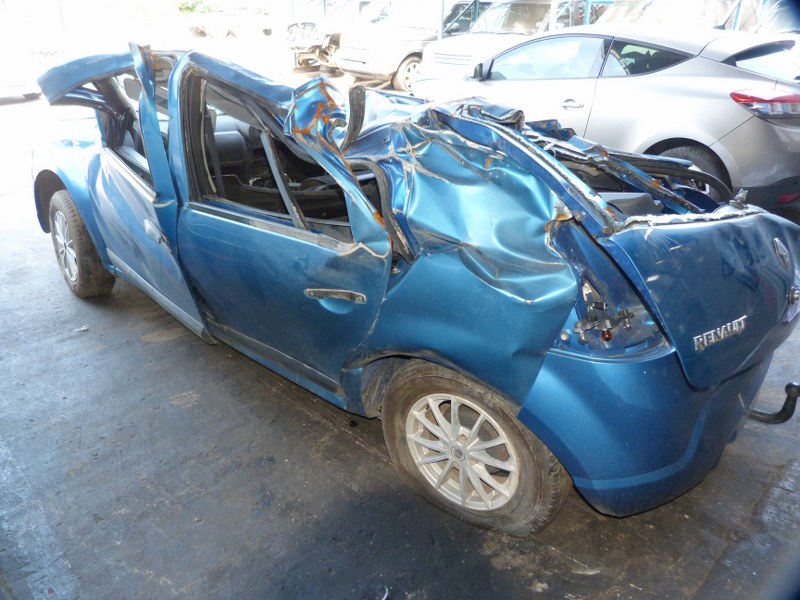 Renault Sandero 1.6 8V United Manual Blue - 2010 STRIPPING FOR SPARES - Private Seller