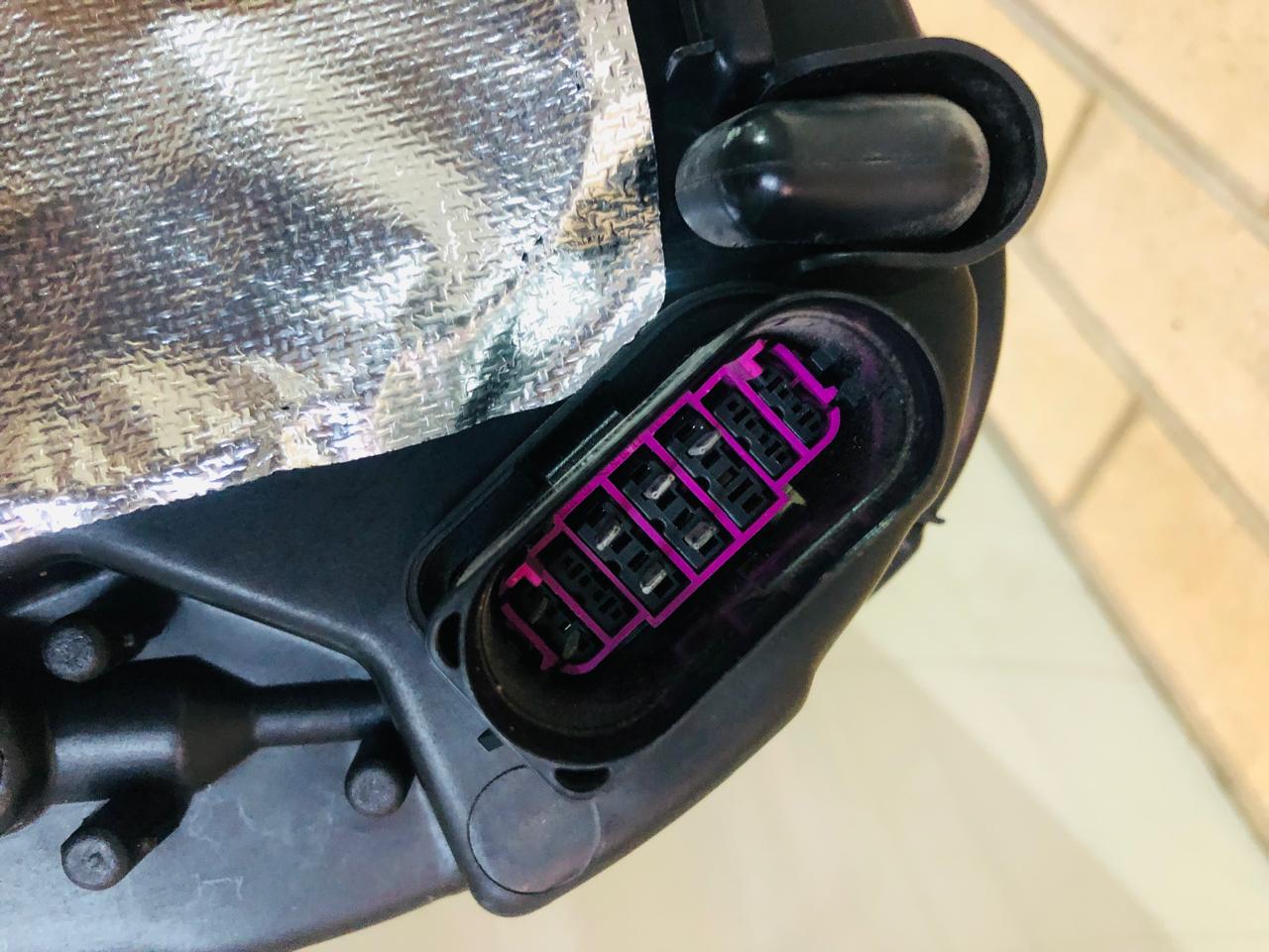 Porsche Cayenne 958 GTS black/shadow left and right side xenon headlight (AFS) - Private Seller Porsche Cayenne 958 GTS black/shadow left and right side xenon headlight (AFS) - Private Seller