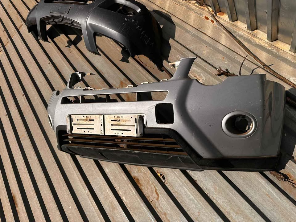 Nissan X-trail front bumper - Private Seller