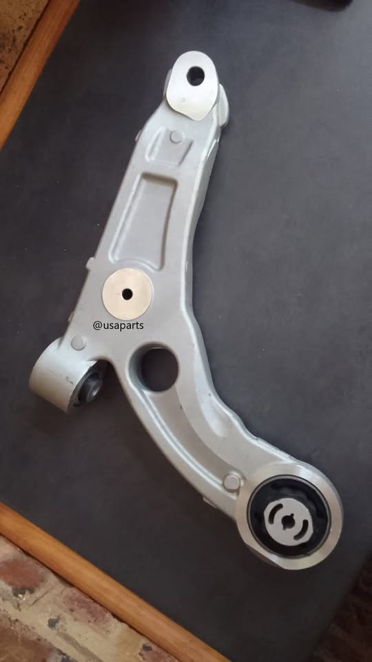 Jeep Cherokee KL – Lower Control Arms for Sale - Private Seller Jeep Cherokee KL – Lower Control Arms for Sale - Private Seller