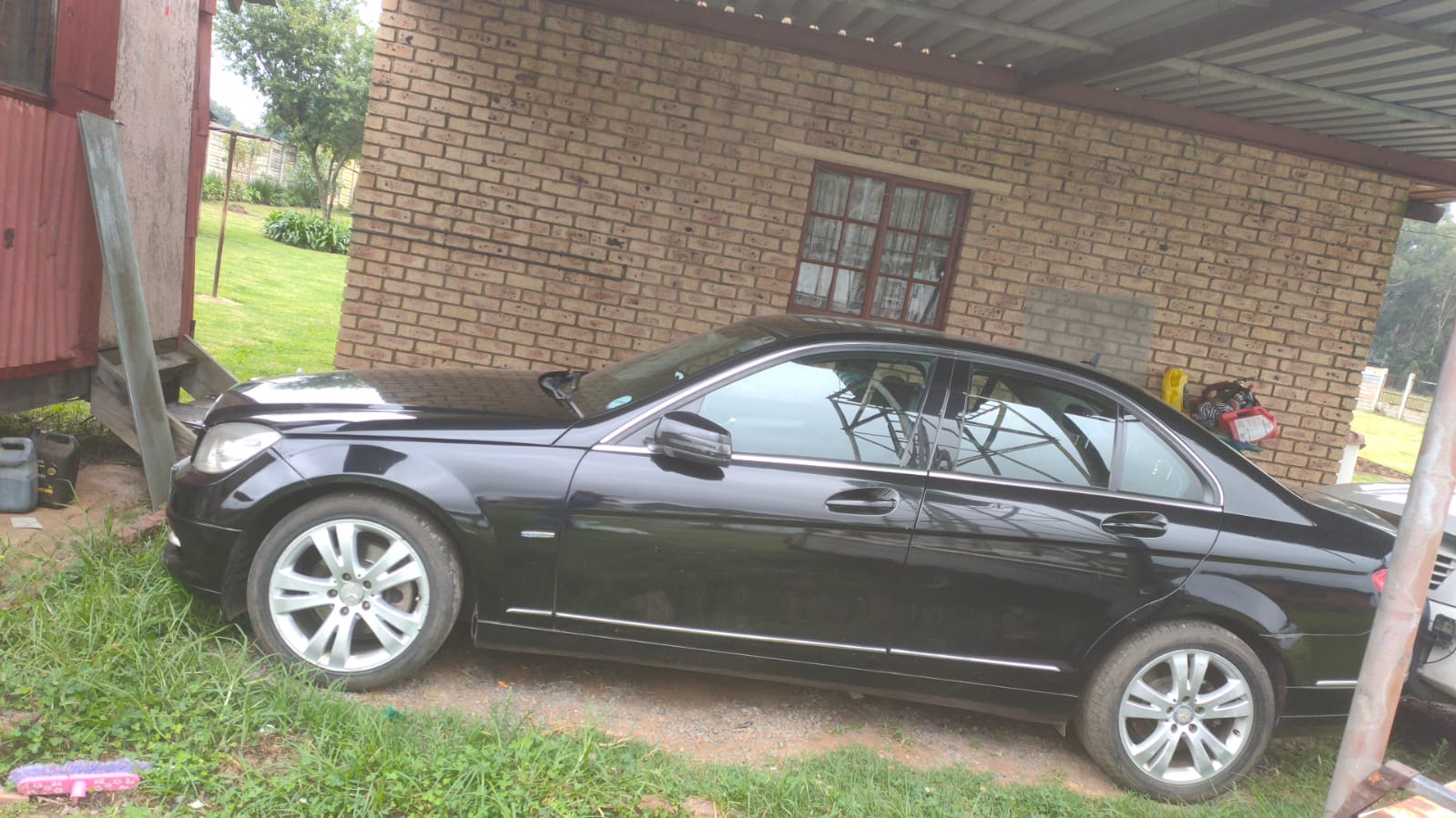 Used 2011 Mercedes-Benz C-Class C200 - Private Seller Used 2011 Mercedes-Benz C-Class C200 - Private Seller