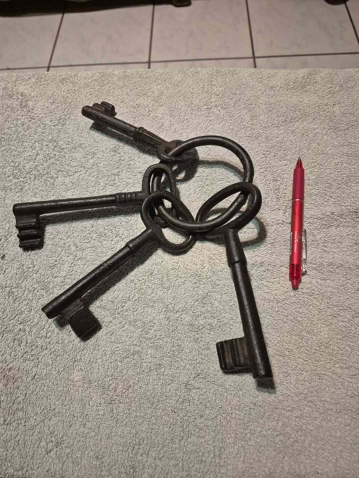 Cast iron antique prison keys