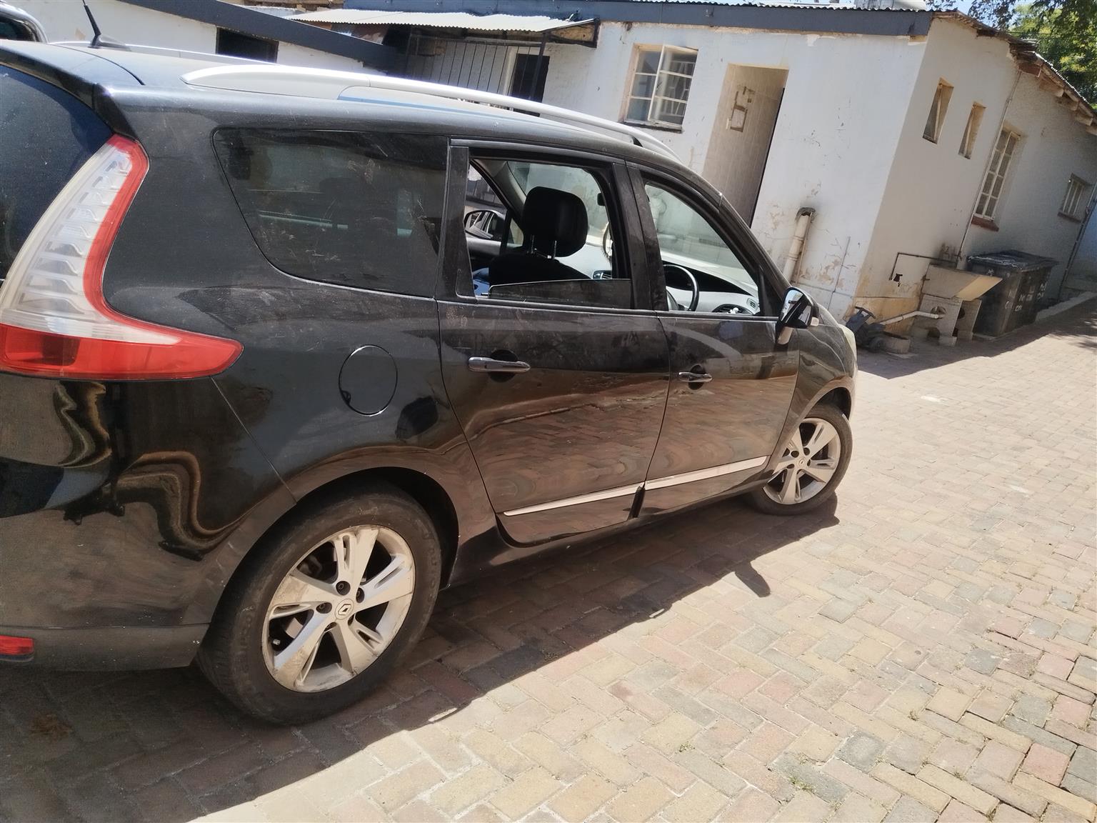 Used 2014 Renault Grand Scenic 1.6dCi Dynamique - Private Seller