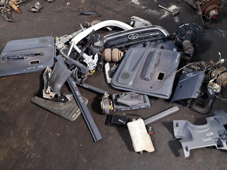 Toyota hilux KZTE parts - Private Seller Toyota hilux KZTE parts - Private Seller