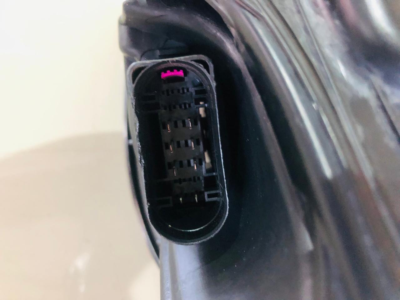 Porsche Boxter/Cayman 981 shadow/black left and right xenon headlights - Private Seller Porsche Boxter/Cayman 981 shadow/black left and right xenon headlights - Private Seller