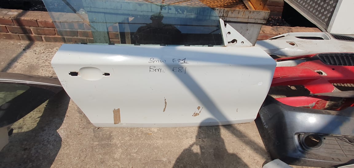 BMW E 81 2 Door right-side door - Private Seller