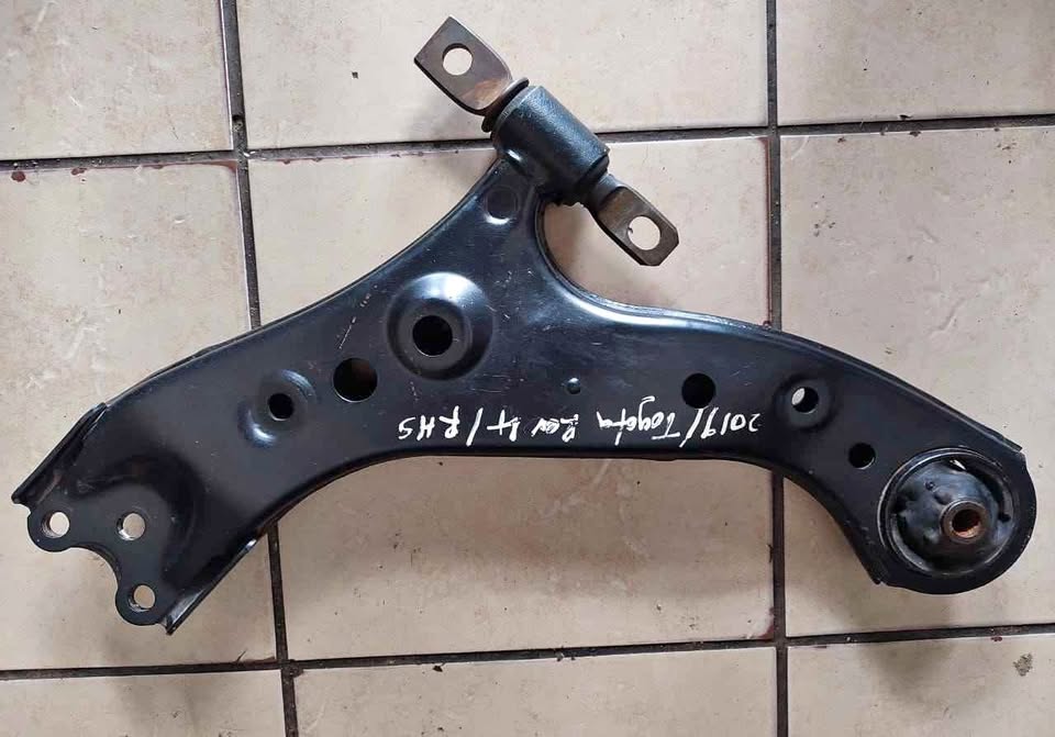 Toyota Rav4 2019-202 R/H Control Arm Toyota Rav4 2019-202 R/H Control Arm