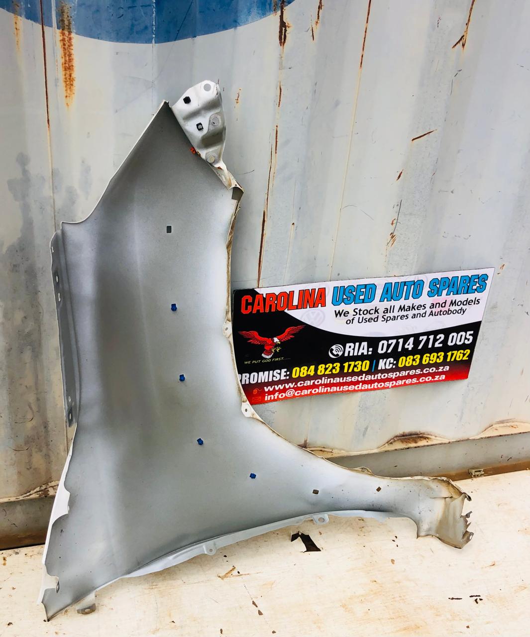 Toyota Hilux Legend Rs left side fender - Private Seller Toyota Hilux Legend Rs left side fender - Private Seller