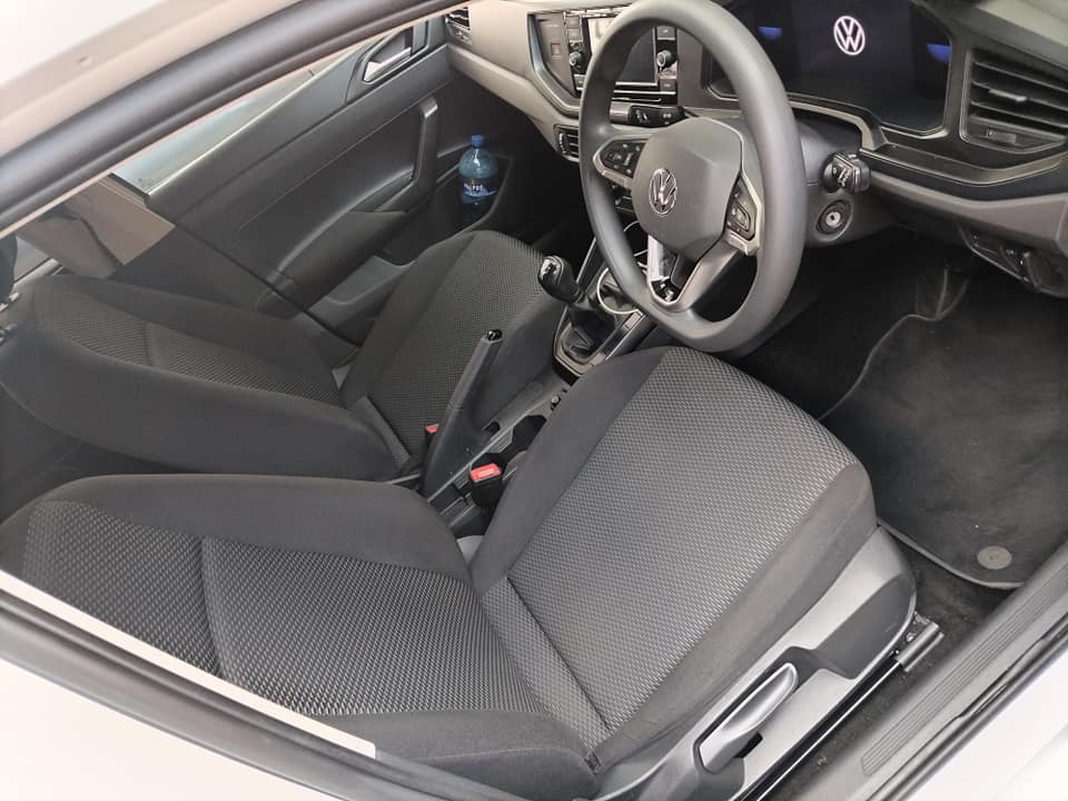 2022 Vw polo9 1.0 Petrol Manual ,white 94,000km