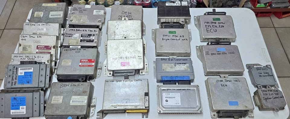 BMW ECU'S COMPUTER BOXES - E30/E32/E34/E36/E46 - Private Seller BMW ECU'S COMPUTER BOXES - E30/E32/E34/E36/E46 - Private Seller