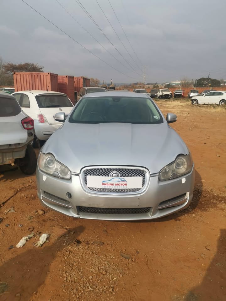 2009 JAGUAR XF 2.7D STRIPPING AS SPARES