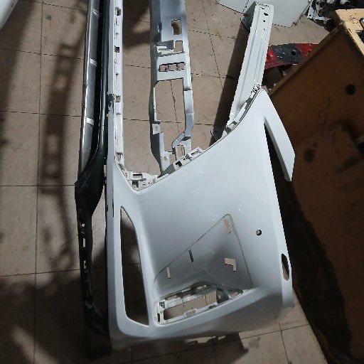 Lexus Rx350 bumper - Private Seller Lexus Rx350 bumper - Private Seller