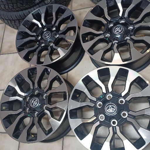 Toyota Gazoo racing - Private Seller Toyota Gazoo racing - Private Seller