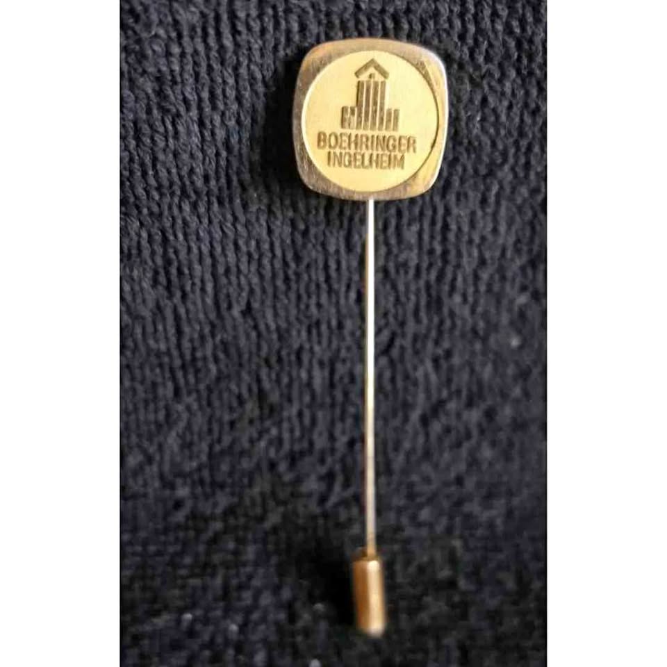 Pharmaceutical lapel pin