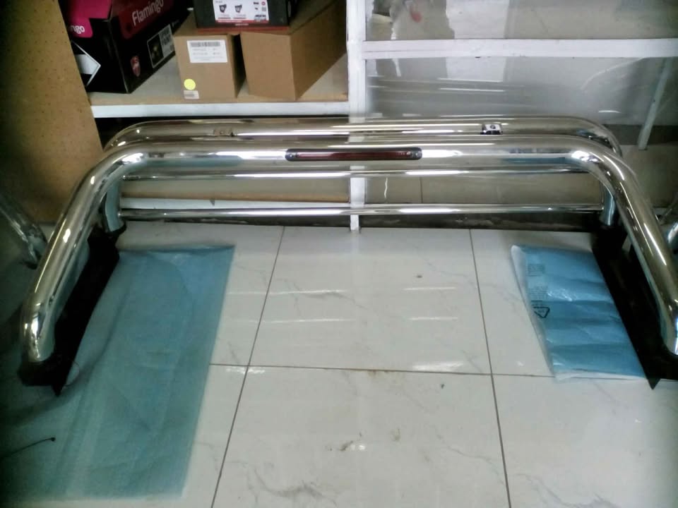 Roll bars for ranger, Hilux, Isuzu and other cars - Private Seller