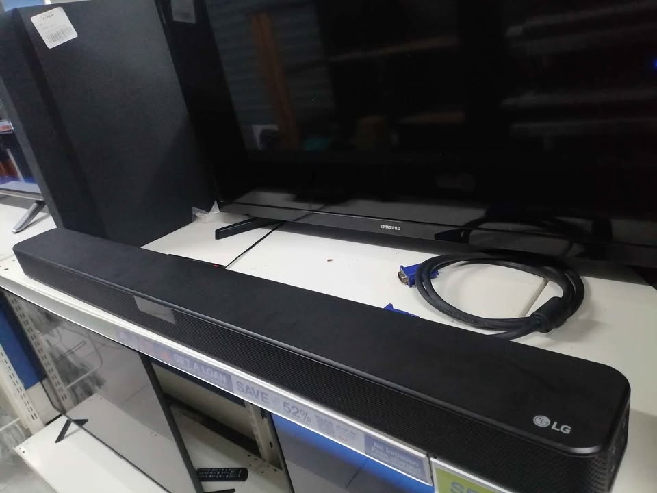 LG SN4 SOUNDBAR WITH SUB