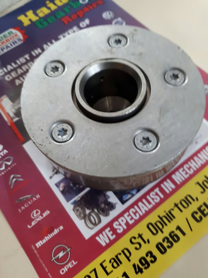 Volkswagen Engine Timing Camshaft Sprocket 06F-109-088-J ... VARIABLE VALVE TIMING CAMSHAFT - Private Seller