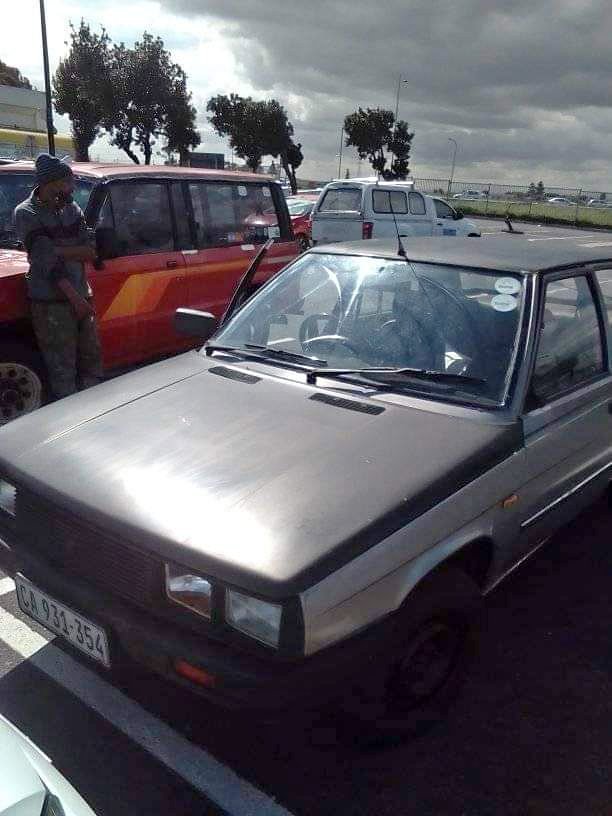 1992 Renault 11 ts papers sport Renault 11 ts sport papers Excellent 1992 Renault 11 ts papers sport Renault 11 ts sport papers Excellent