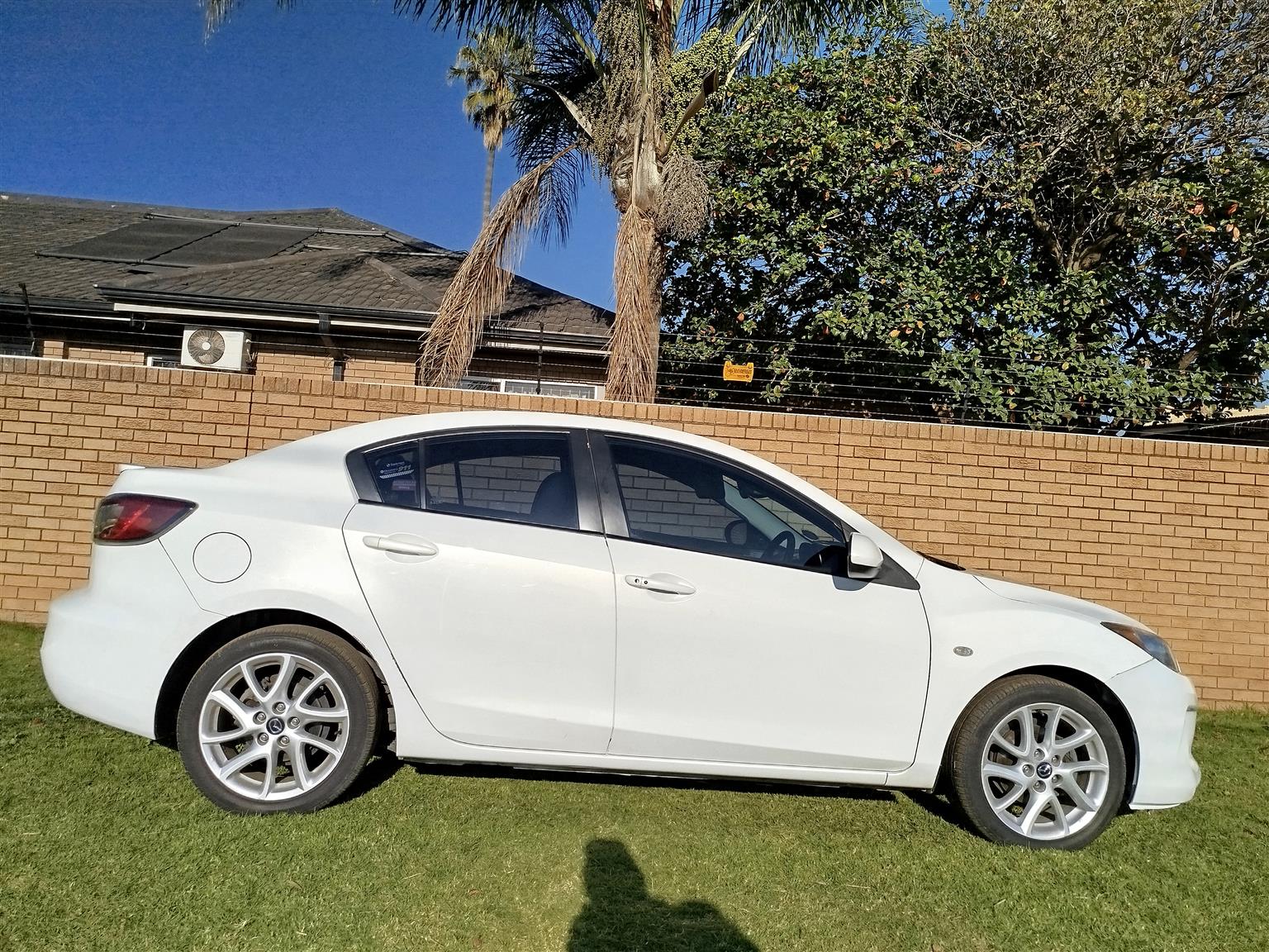 Used 2012 Mazda Mazda3 sedan 1.6 Dynamic - Private Seller Used 2012 Mazda Mazda3 sedan 1.6 Dynamic - Private Seller
