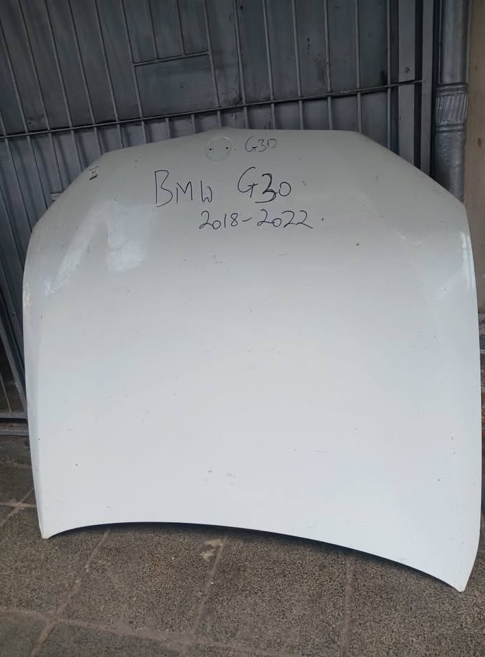 2018 - 2022 Bmw G30 bonet - Private Seller 2018 - 2022 Bmw G30 bonet - Private Seller